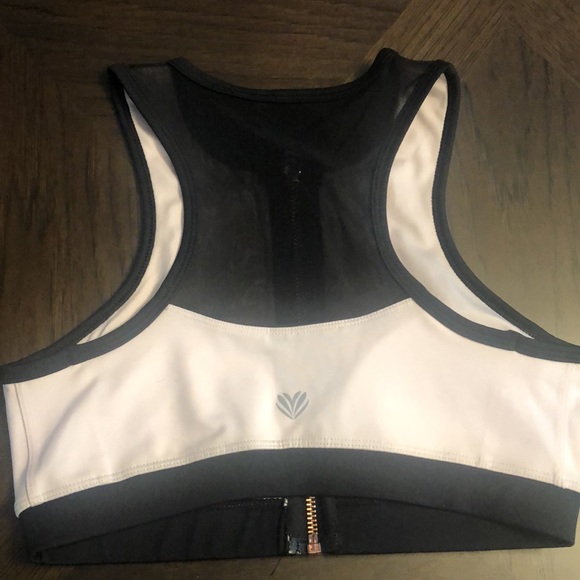 Forever 21 sports bra - Picture 2 of 3